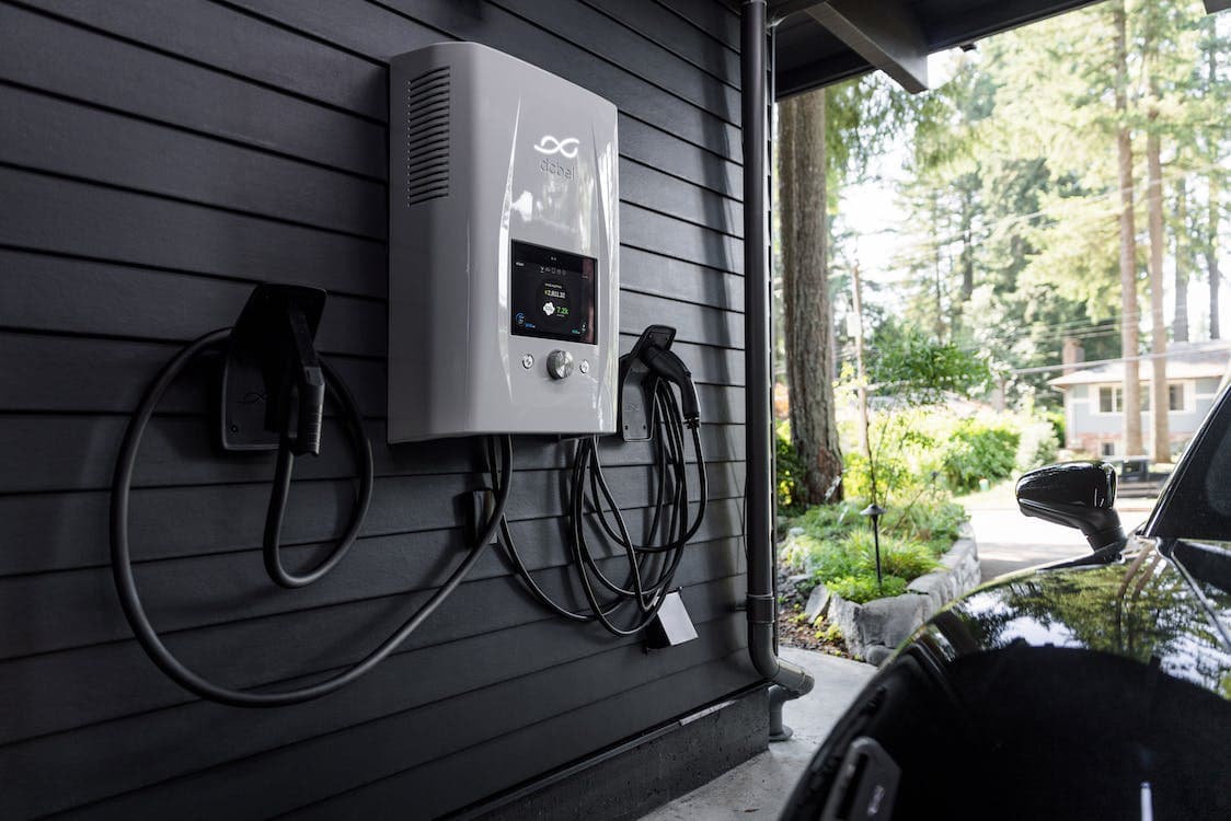 Everything You Need to Know About NEMA 14-50 Outlet