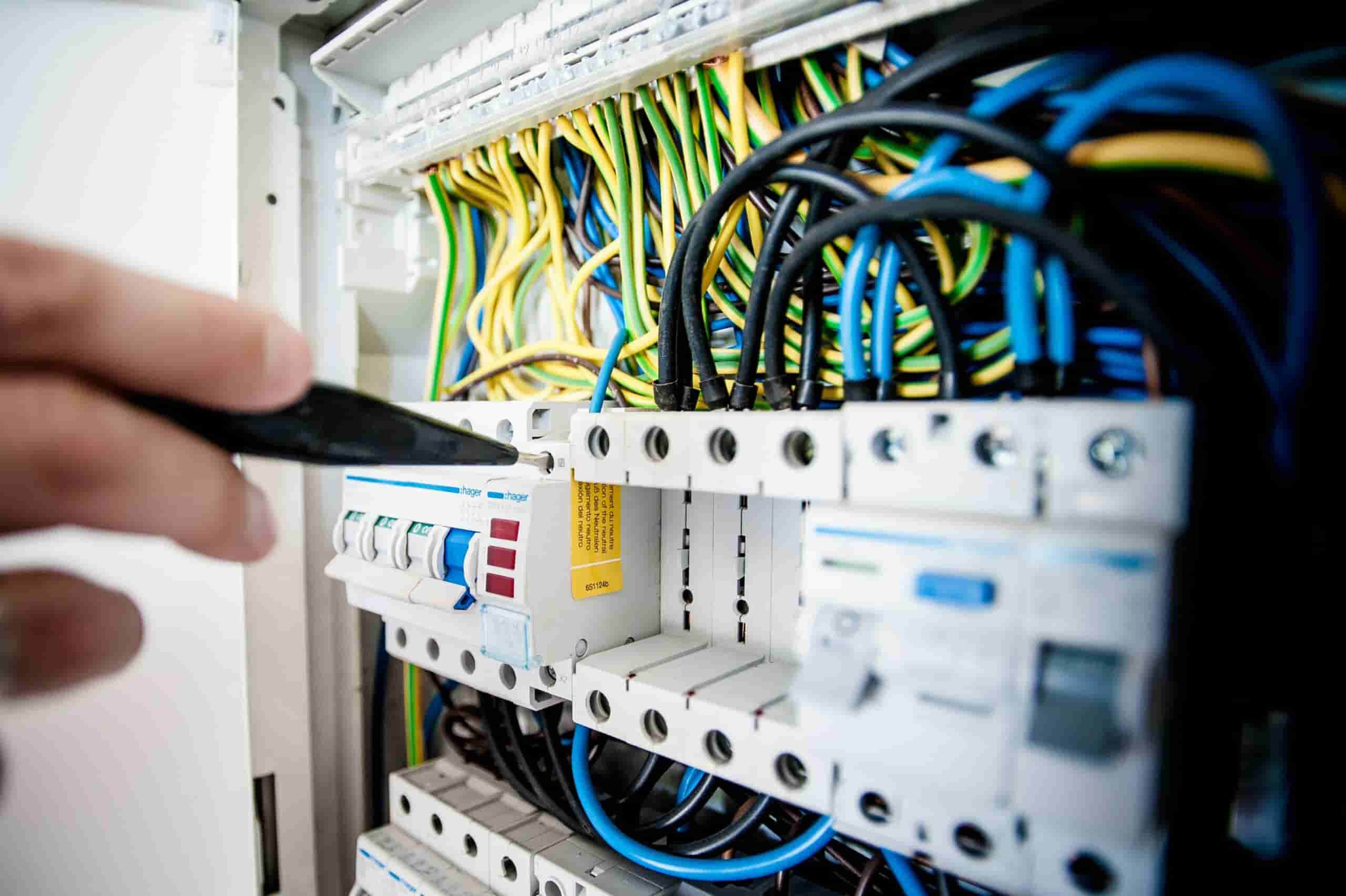 Everything You Need to Know About NEMA 14-50 Outlet